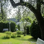 Sisi 3*