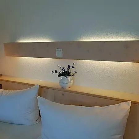 Sisi 3*