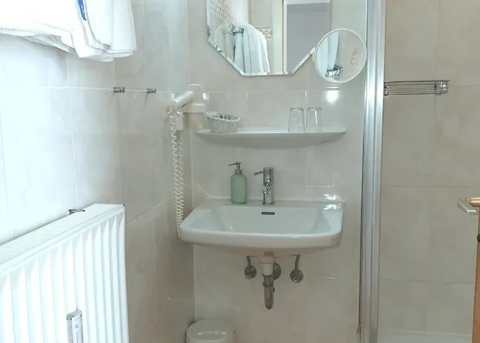 Отель Sisi